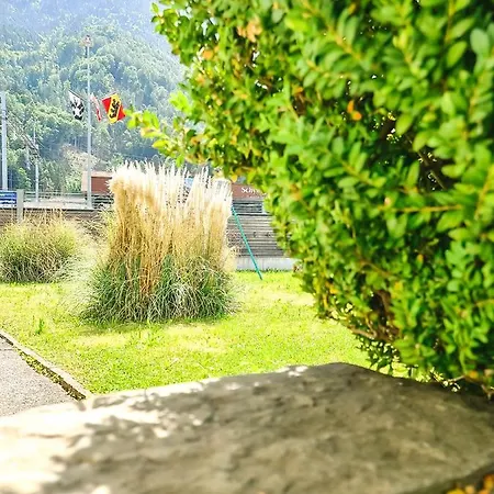 Апартаменты Kreuz - Aare Jungfrau Ag Вильдерсвиль